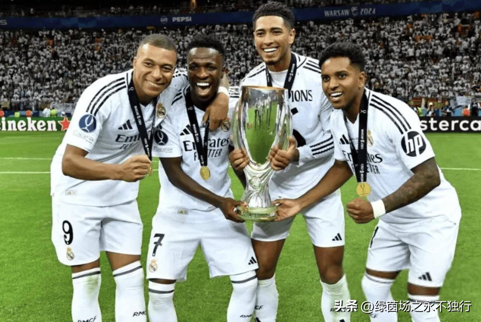 皇马锋线合作默契,中锋传射两球助球队豪取三分的简单介绍 皇马锋线合作默契,中锋传射两球助球队豪取三分的简单介绍