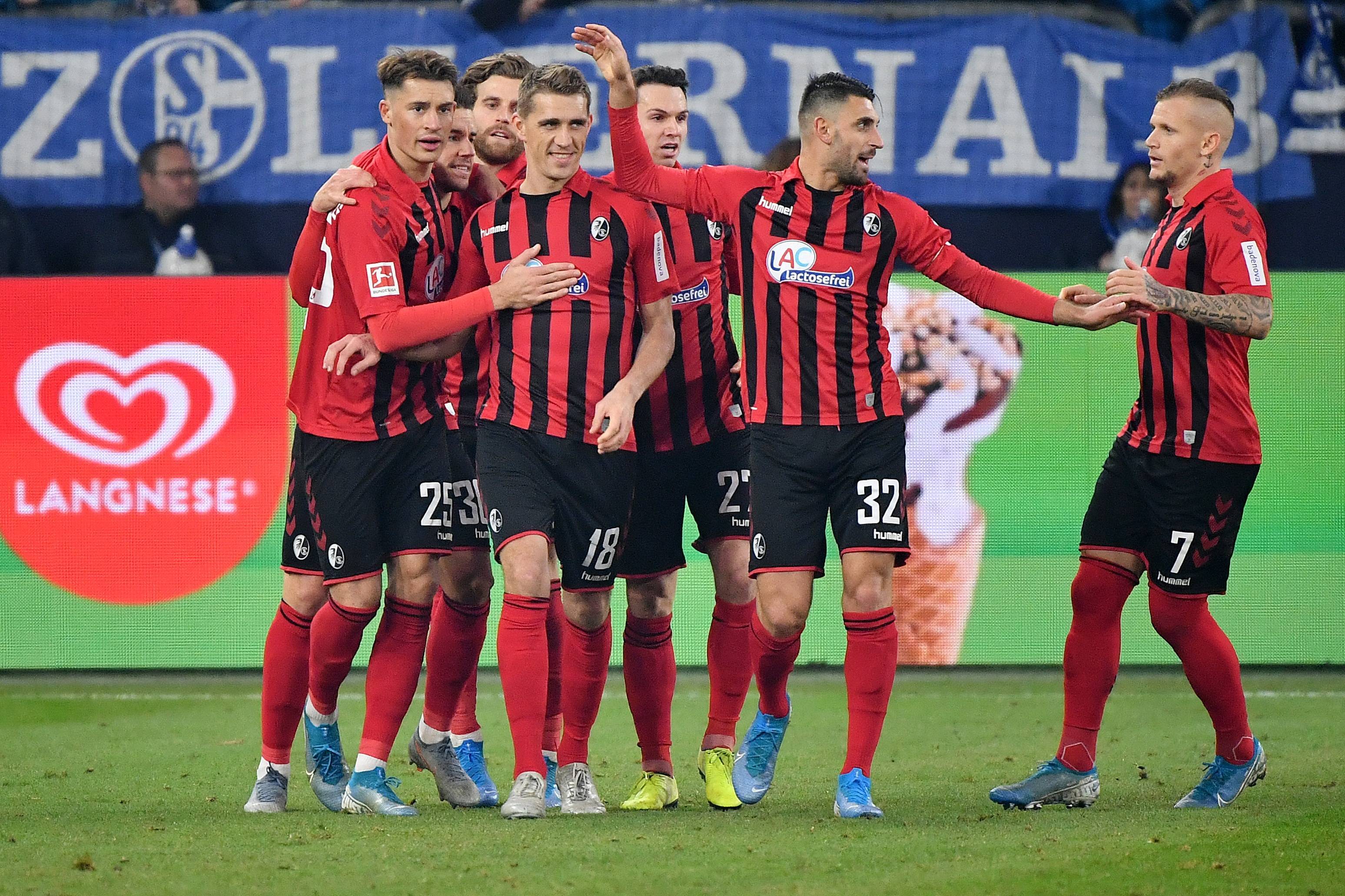 包含沃尔夫斯堡主场失利，排名下滑不容乐观的词条